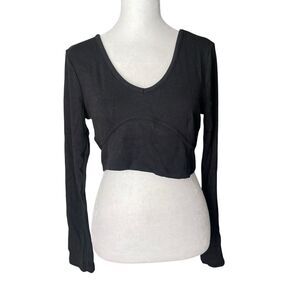 Garage Large Crop Top Long Sleeve Vneck Black Ribbed Under Bust Basic NWT